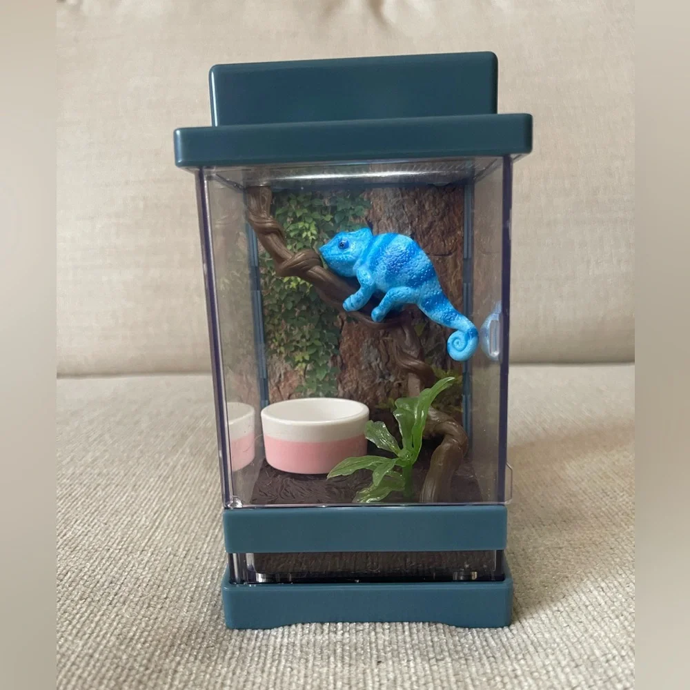 American Girl Truly Me Chameleon Terrarium Set...
